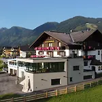 Szálloda Hotel-cafe Perner