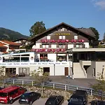 Hotel-cafe Perner Szálloda 3*