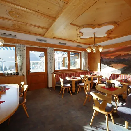 Hotel-café Perner 3*