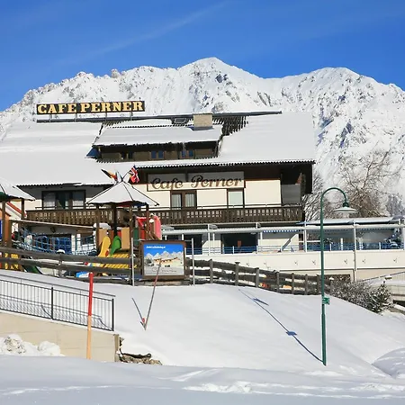 Hotel-café Perner Hotel 3*